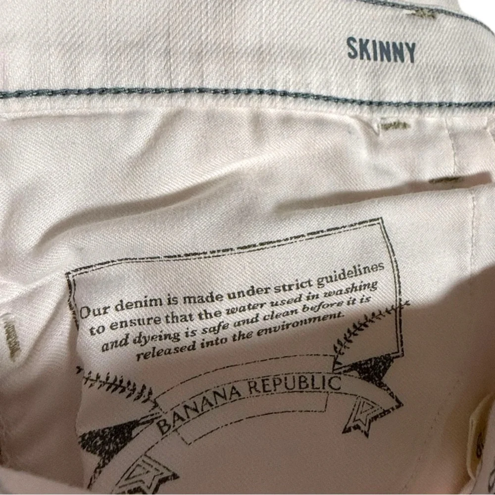 Banana Republic Pale Pink Denim Jeans - Picture 8 of 8